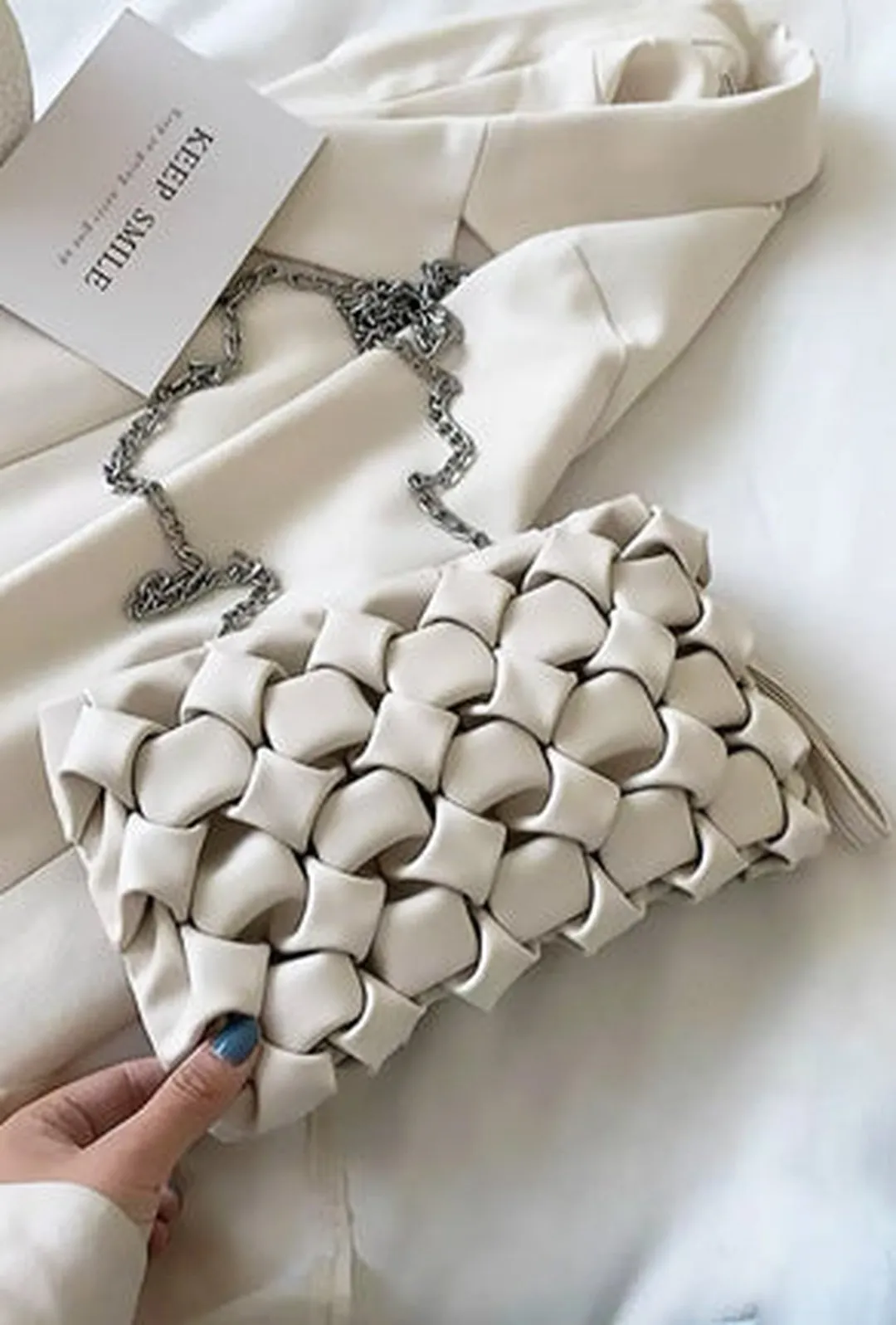 ABEJE - WEAVE CLUTCH BAG