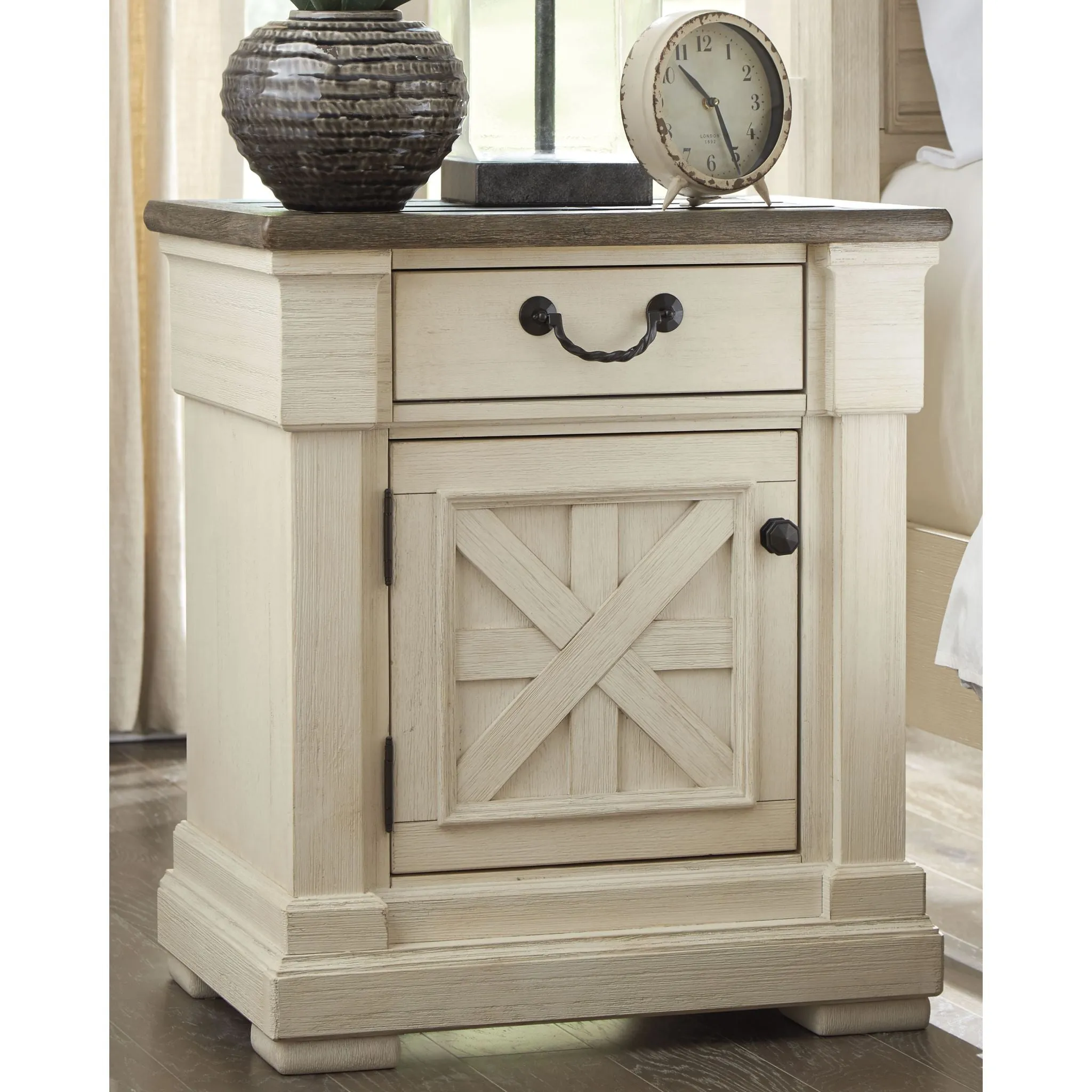 Bolanburg One Drawer Nightstand