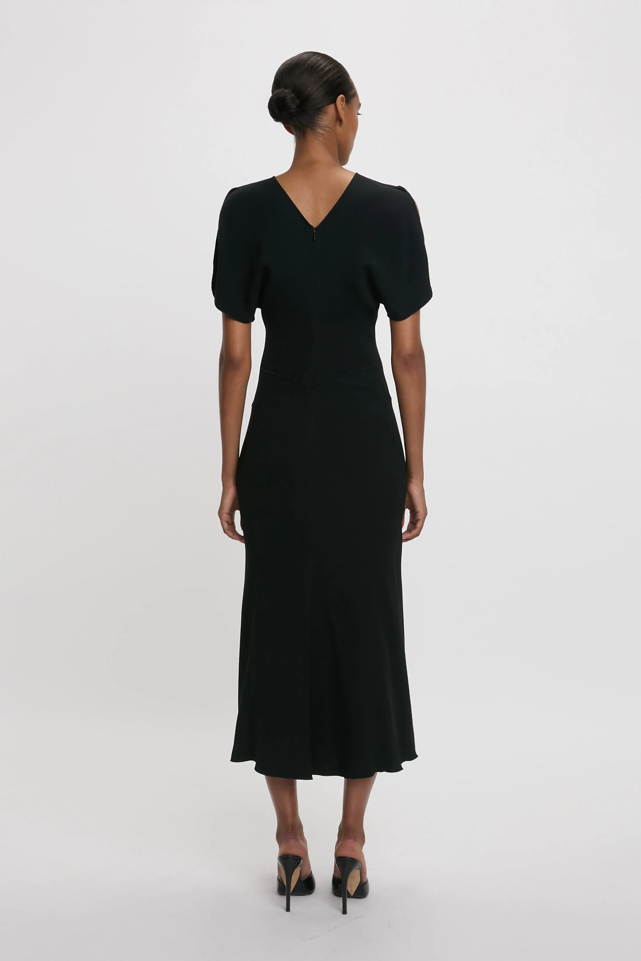 Gathered Waist Midi Dress In Black