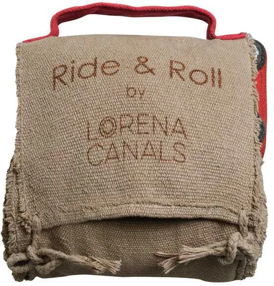 Lorena Canals Ride & Roll Train