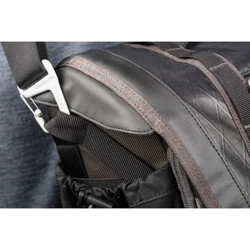 Mindshift Exposure 15 Messenger Bag - Black