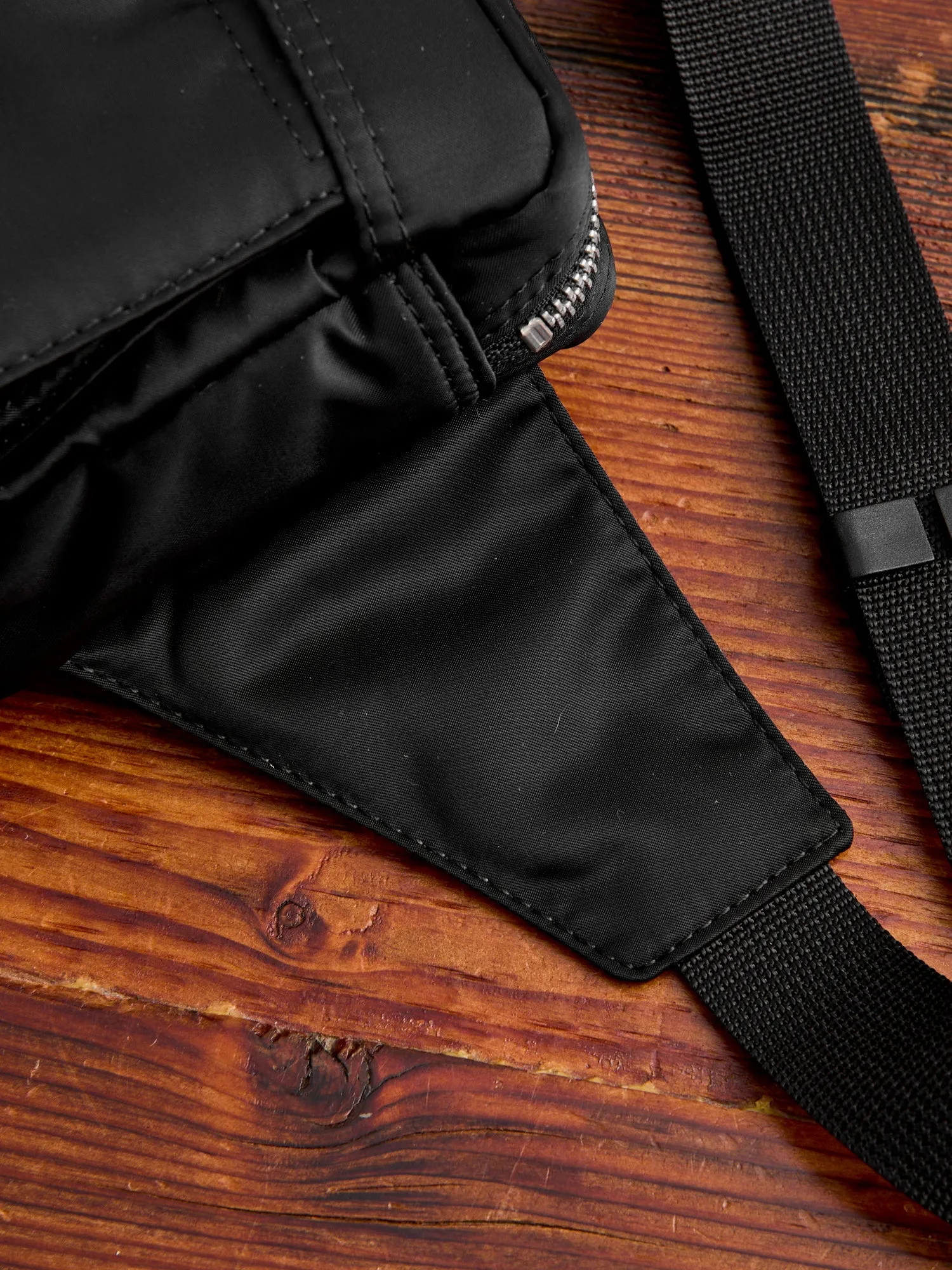 "Tanker" Waist Bag in Black