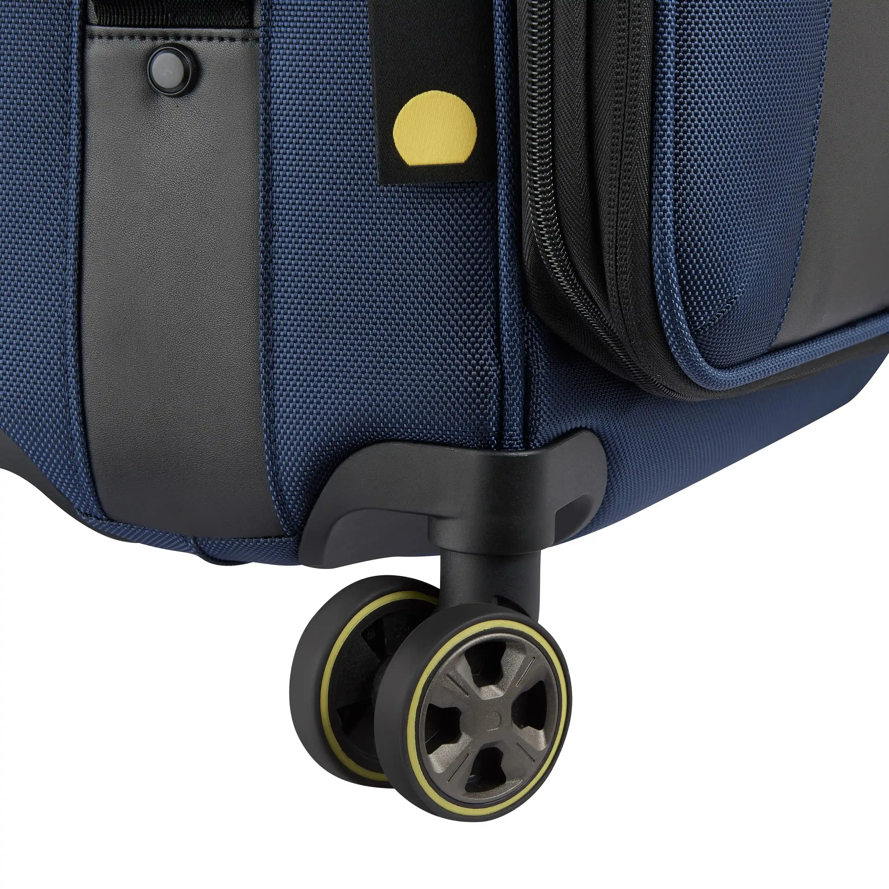 WAGRAM - Carry-On Plus Expandable Spinner