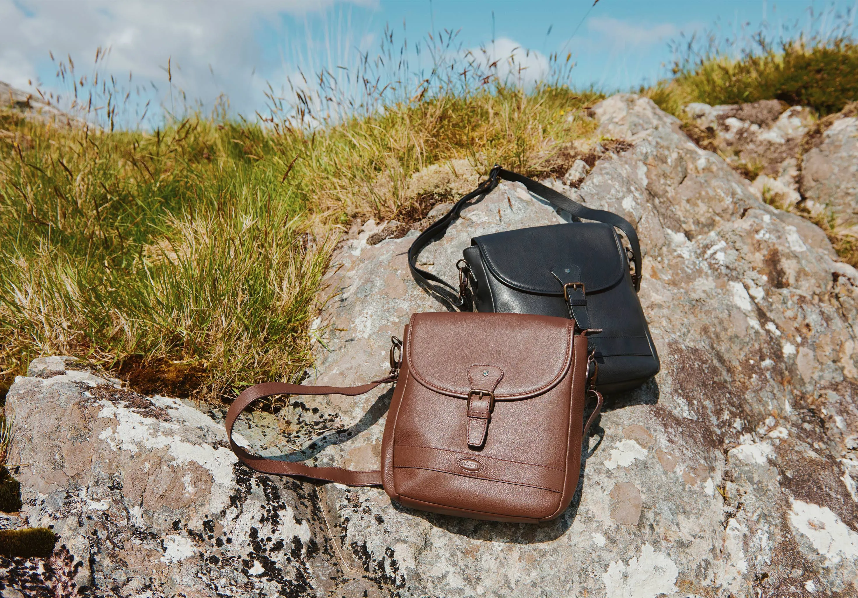 Woodburn Ladies Saddle Bag - Walnut